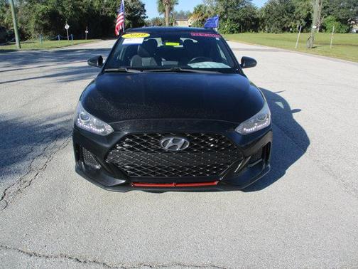 2019 Hyundai Veloster Base
