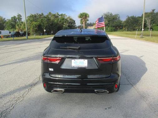 2024 Jaguar F-PACE P400 R-Dynamic S