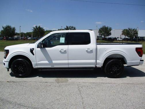 Oxford White 2024 Ford F-150 XLT