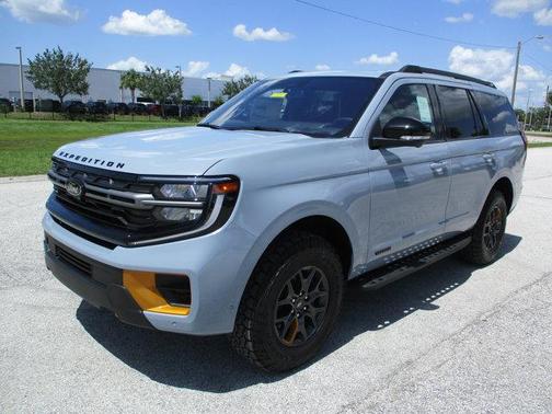 2025 Ford Expedition Tremor