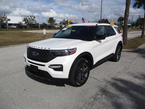 2022 Ford Explorer XLT
