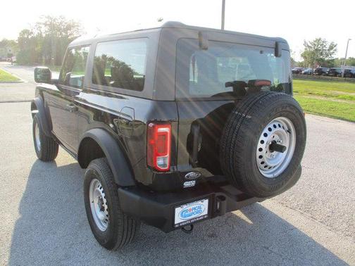 2025 Ford Bronco Base