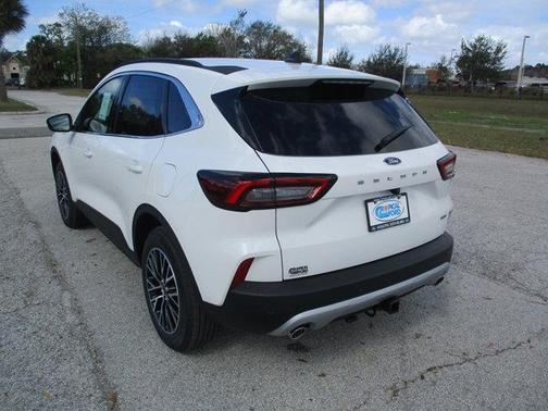 2025 Ford Escape Base