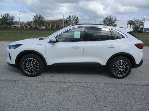 2025 Ford Escape Base
