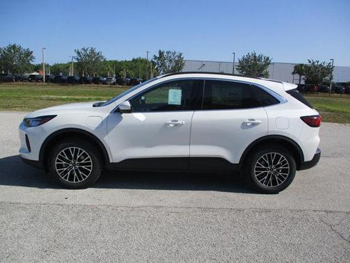 2025 Ford Escape Base