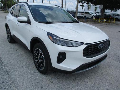 2025 Ford Escape PHEV Base