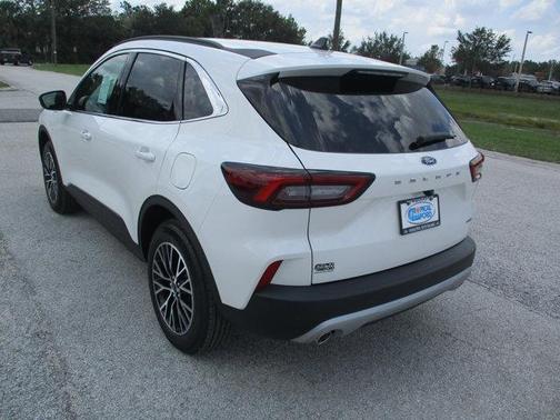 2025 Ford Escape PHEV Base