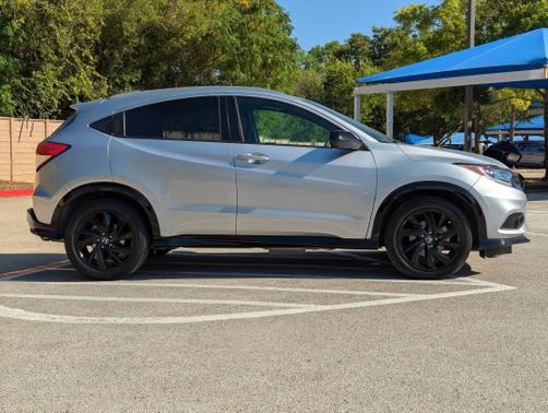 2022 Honda HR-V 