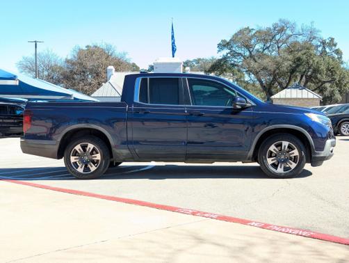 2017 Honda Ridgeline 