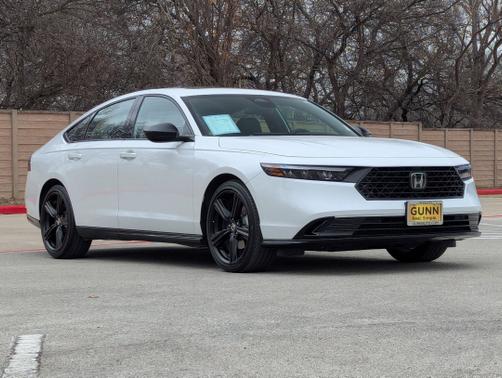2025 Honda Accord Hybrid 