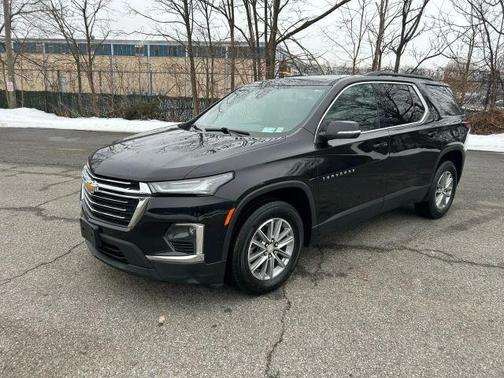 2022 Chevrolet Traverse LT Cloth