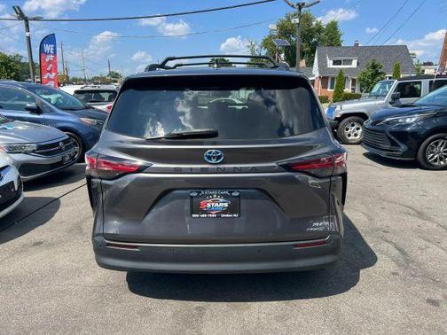 Gray 2021 Toyota Sienna XLE