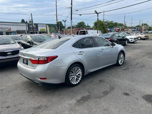 Silver 2013 Lexus ES 350 Base