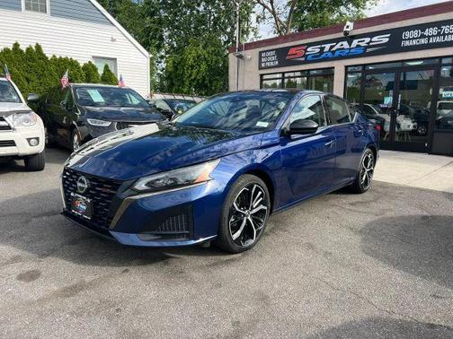 Deep Blue Pearl 2024 Nissan Altima 2.5 SR