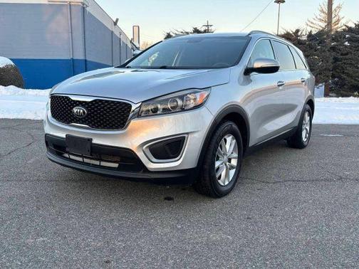 2017 Kia Sorento LX