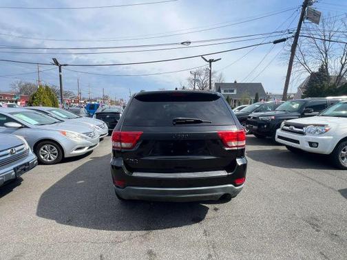 2011 Jeep Grand Cherokee Laredo
