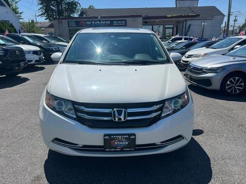 White 2016 Honda Odyssey EX-L