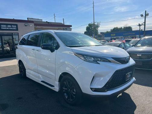 White 2024 Toyota Sienna XSE 7 Passenger