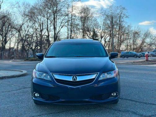 2013 Acura ILX 2.0L w/Premium Package