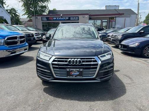 Moonlight Blue Metallic 2018 Audi Q5 2.0T Premium Plus