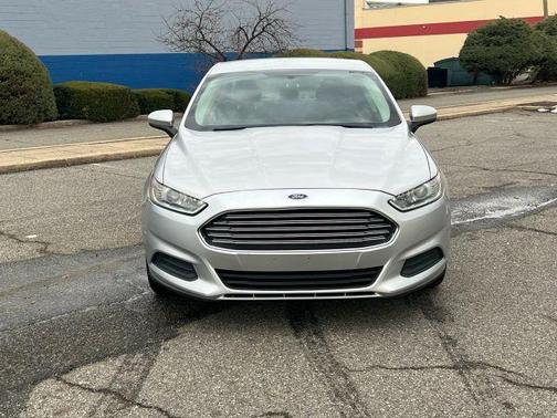 2014 Ford Fusion Hybrid S