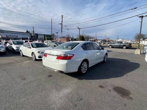 White 2013 Honda Accord EX-L
