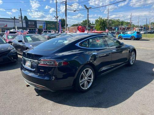 Blue 2013 Tesla Model S Performance