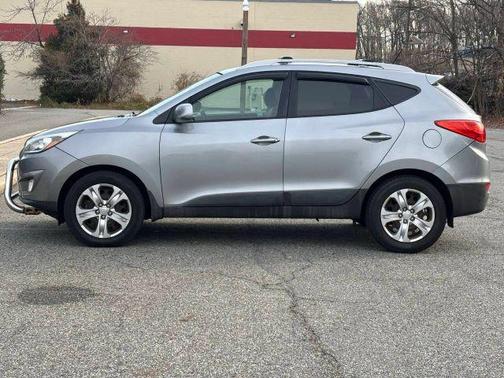 2015 Hyundai TUCSON SE