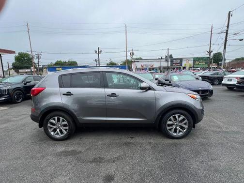 Gray 2016 Kia Sportage LX