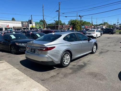 Silver 2025 Toyota Camry LE