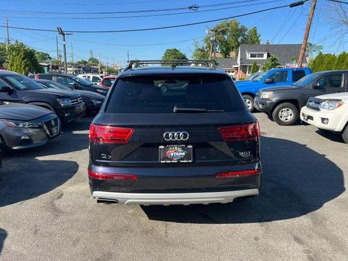 Ink Blue Metallic 2017 Audi Q7 3.0T Premium Plus