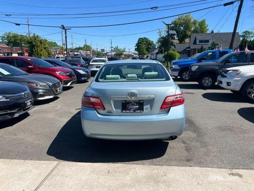 Blue 2007 Toyota Camry LE