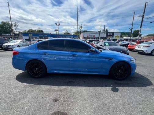 Blue 2018 BMW M5 Base