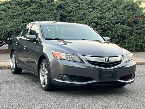 2013 Acura ILX 2.0L Technology