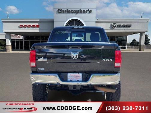 Brilliant Black Crystal Pearlcoat 2017 RAM 2500 Big Horn