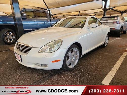 White 2004 Lexus SC 430