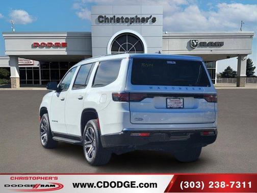 2025 Jeep Wagoneer Base