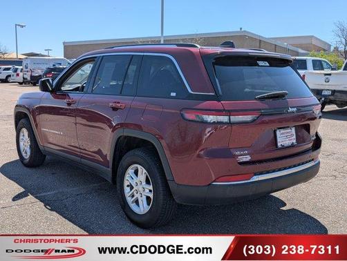 2023 Jeep Grand Cherokee Laredo