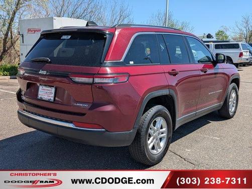 2023 Jeep Grand Cherokee Laredo