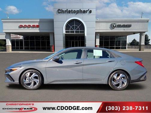 2025 Hyundai ELANTRA SEL Convenience