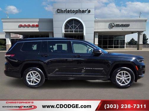 Diamond Black 2022 Jeep Grand Cherokee L Laredo