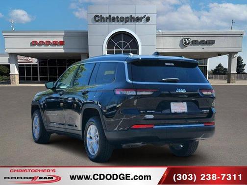 Diamond Black 2022 Jeep Grand Cherokee L Laredo