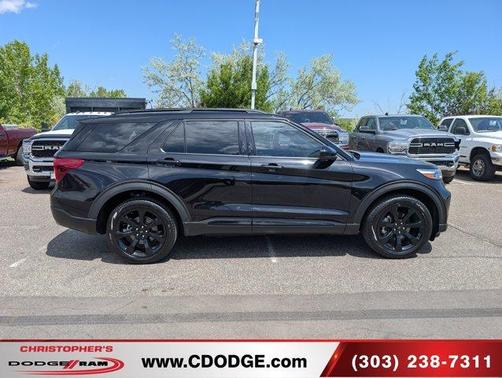 2024 Ford Explorer ST-Line