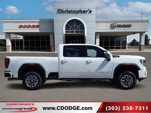 White 2023 GMC Sierra 2500 AT4