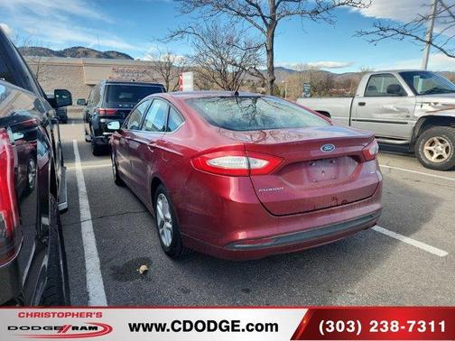2016 Ford Fusion SE