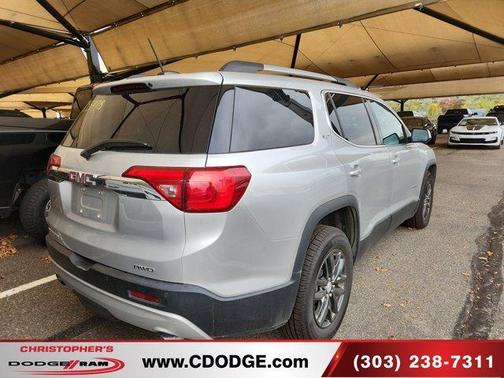 2017 GMC Acadia SLT-1