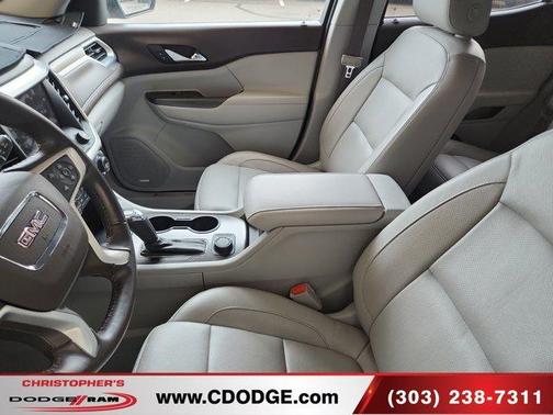 2017 GMC Acadia SLT-1