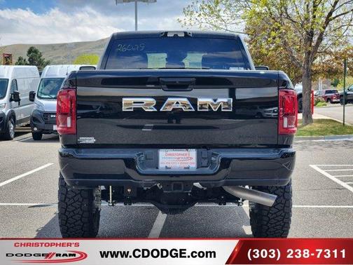 Diamond Black 2026 RAM 2500 Big Horn