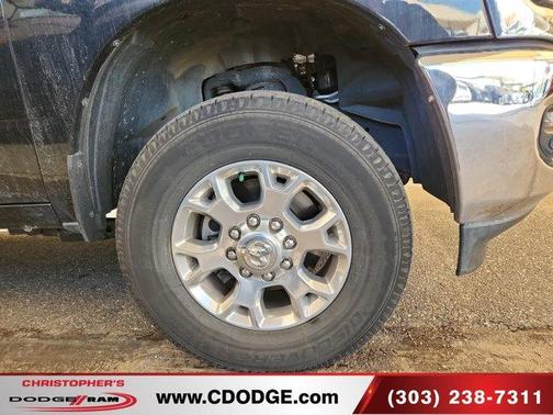 Diamond Black 2024 RAM 3500 Laramie
