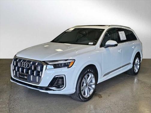 2025 Audi Q7 Premium Plus 55 TFSI quattro Tiptronic